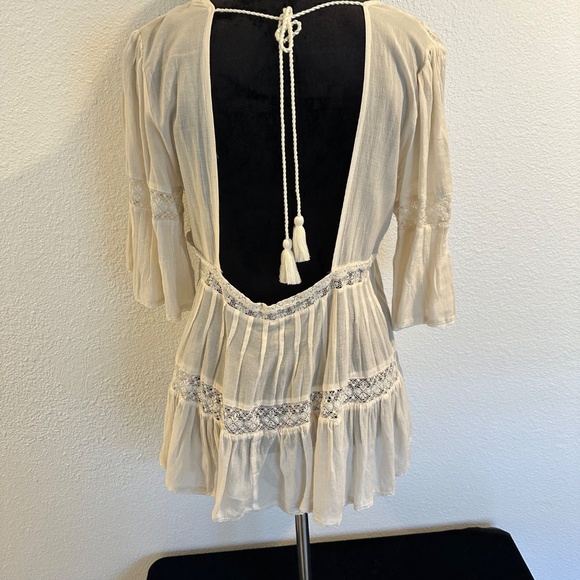 Free People lacy backless Blouse. size large - Picture 3 of 3
